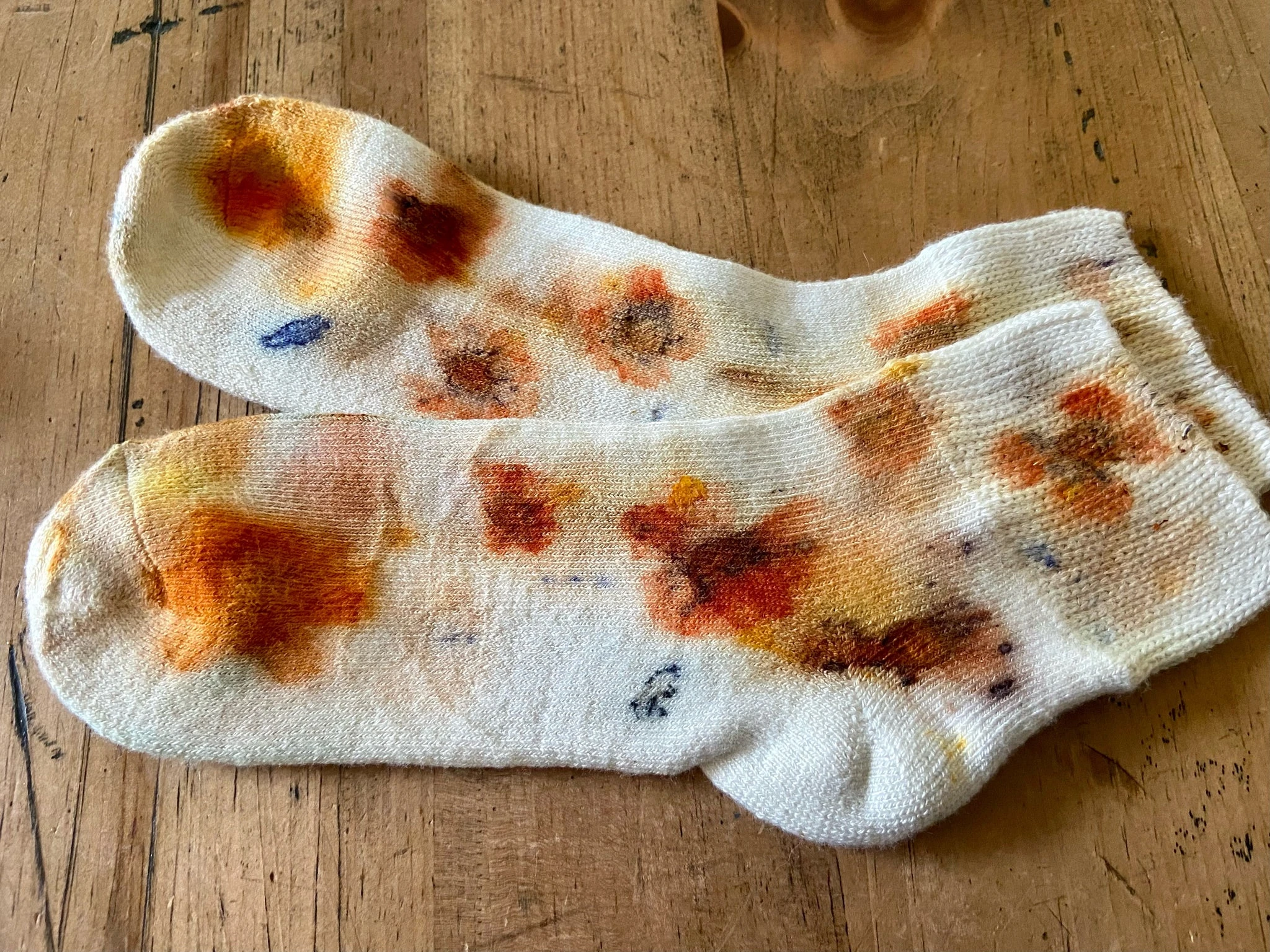 Floral socks - orange colours